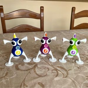 2006 McDonald’s Zizzle toy figures